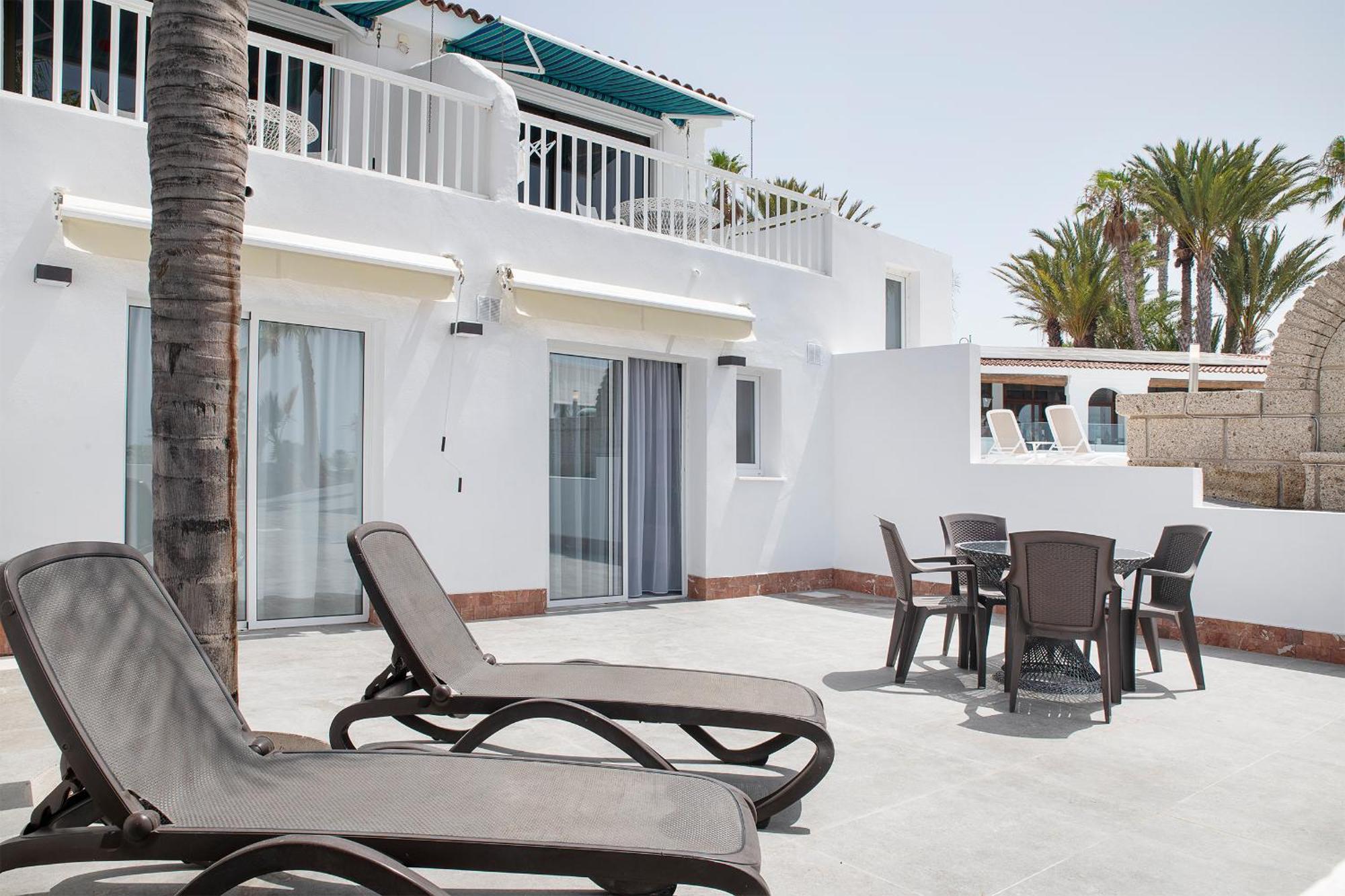 The Club - - Dining - Events * San Miguel de Abona