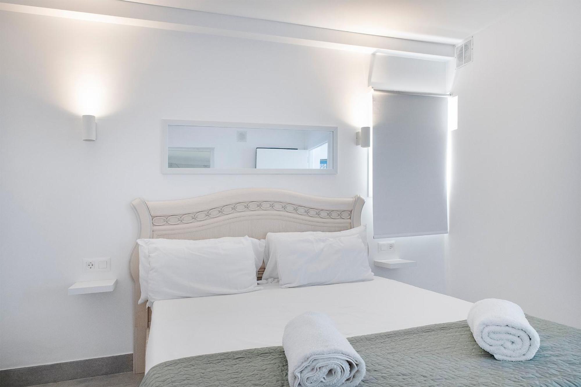 The Club - - Dining - Events Apartament