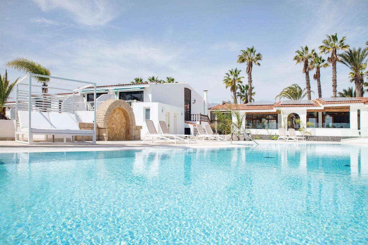 The Club - - Dining - Events * San Miguel de Abona
